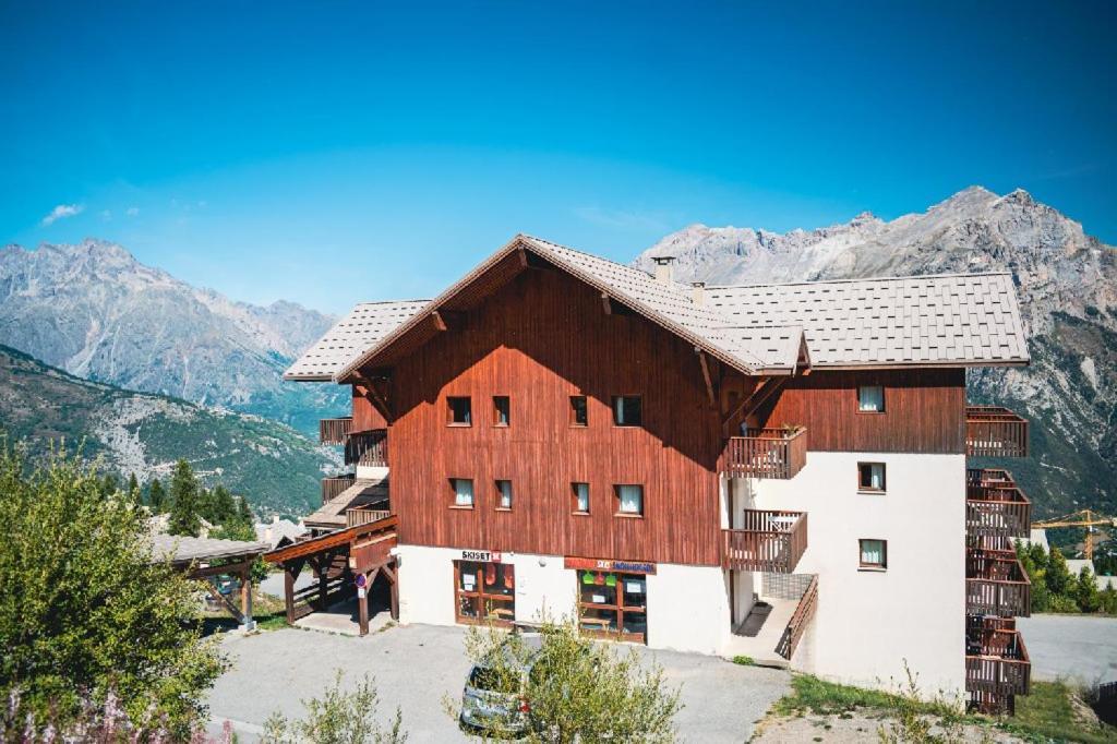 Aparthotel Les Gentianes By Actisource Puy-Saint-Vincent Exteriér fotografie