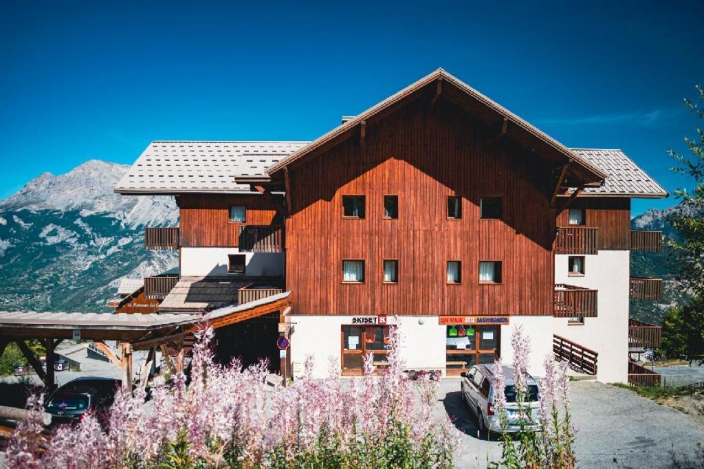 Aparthotel Les Gentianes By Actisource Puy-Saint-Vincent Exteriér fotografie